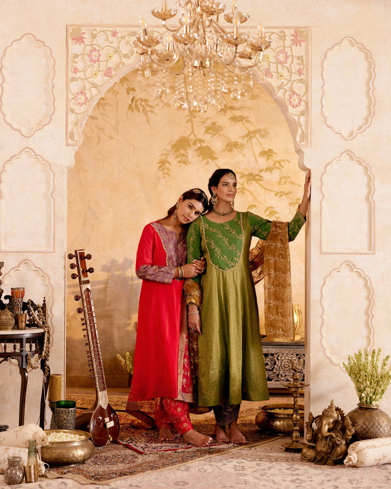 SURMAYI raag Kafi- set of 3( kalidar kurta, pant & dupatta) Naaz By Noor 